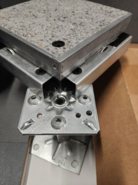 Photo: Raised Access Flooring Installation at the Samsung Facility in Taylor Texas